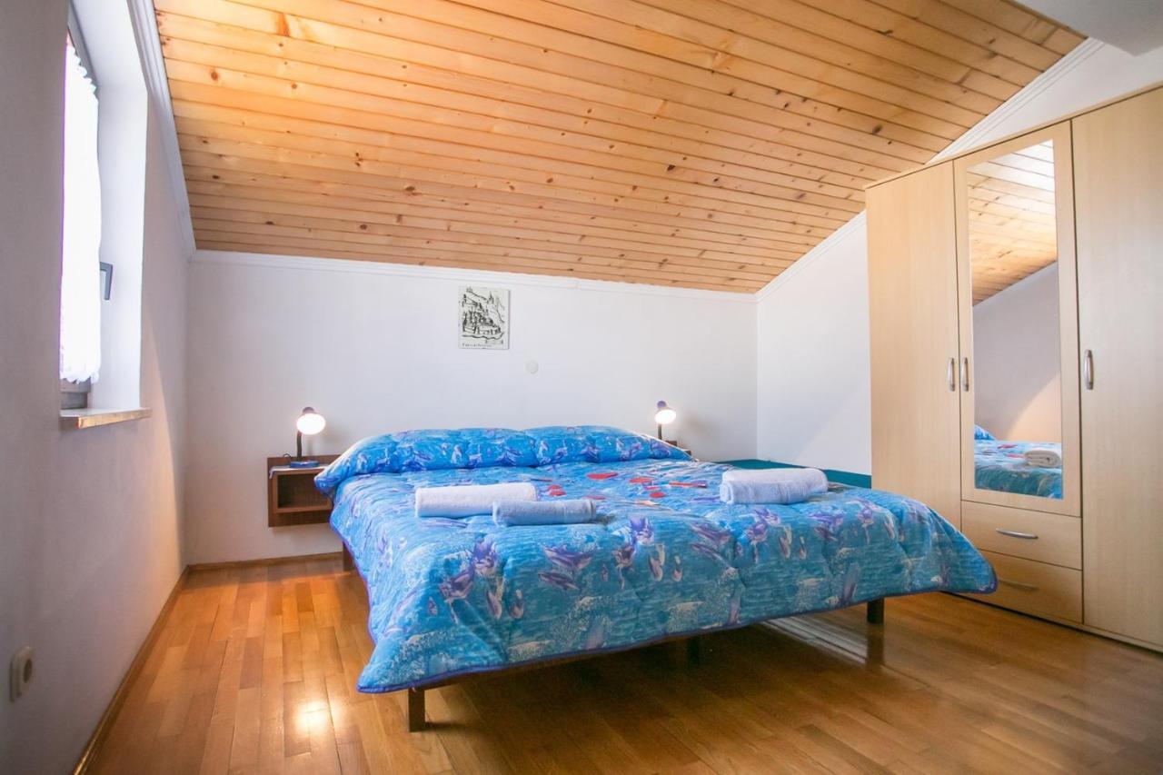 Apartment House Matosevic โปเรช ภายนอก รูปภาพ