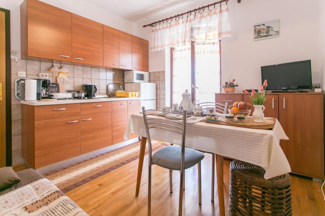 Apartment House Matosevic โปเรช ห้อง รูปภาพ